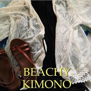 BEACHY KIMONO
